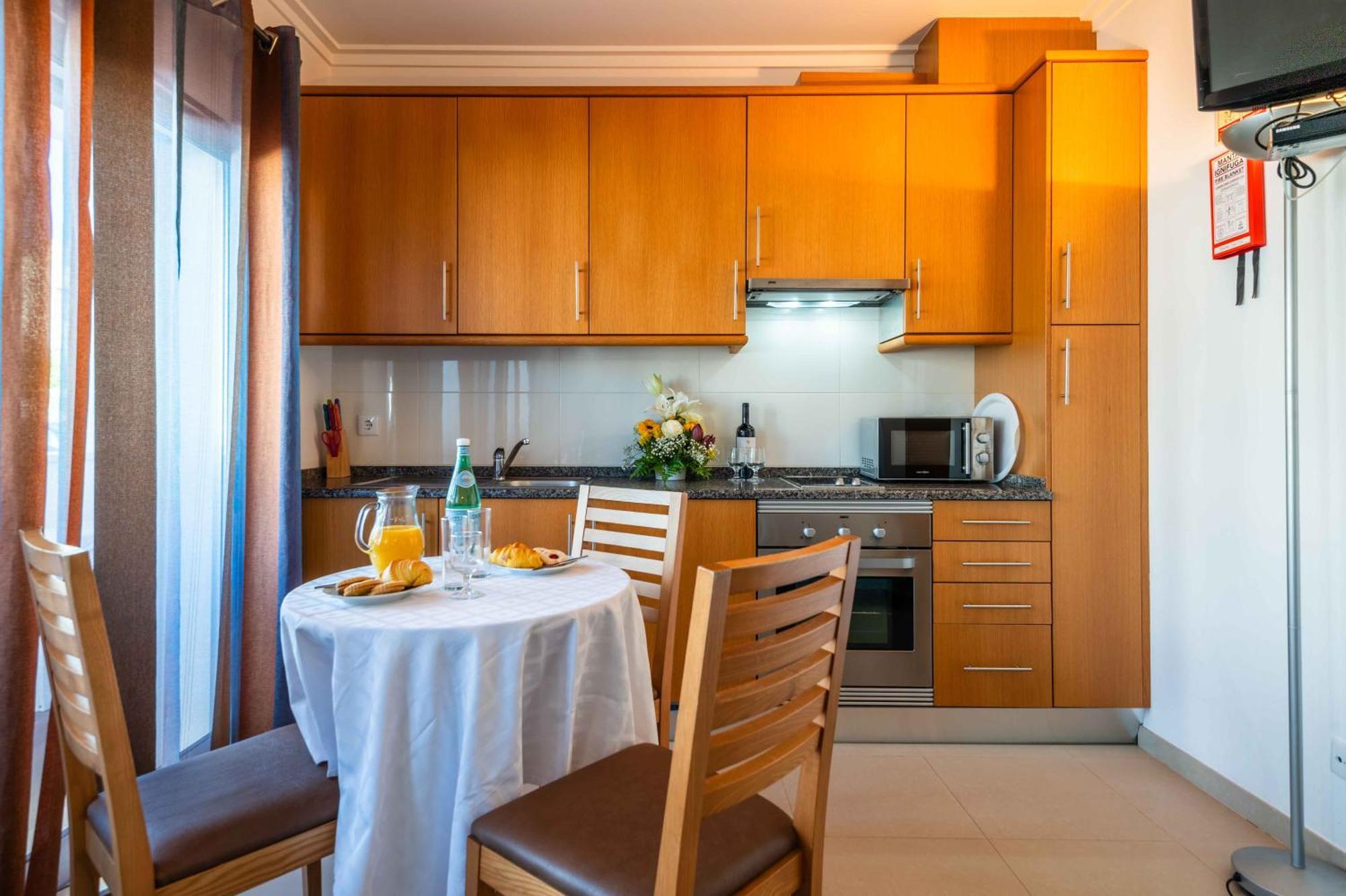 Apartamentos Turisticos Monte Da Vinha II Albufeira Eksteriør bilde